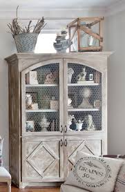 How To Style A Bookcase Like A Boss Cedar Hill Farmhouse Ev Ic Tasarimi Ic Tasarim Mobilya