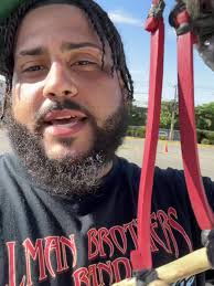 Jason vee (@onlyjasonvee)