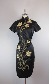 Vintage Cheongsam 1950s Dress Wiggle Dress Beaded Black Gold Satin Chinese Garden Dress 125 00 Via Traditional Outfits Vintage Dresses Dresses