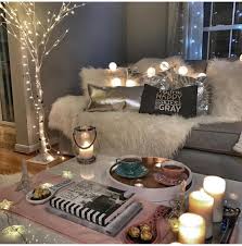 ديكورات ملهمة لمنازلكم On Instagram رايكم تقييمكم من ١ ١٠ تنفيذ اي موديل كنب بسعر منافس وجودة عالية اللايك وال Decor Living Room Decor Home Decor