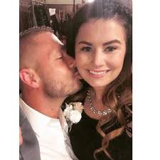 Kyra Oaks and Derek Bucher's Wedding Registry