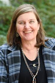 Meaningful mentorships guide more women into STEM