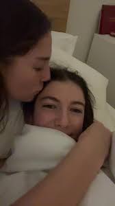 i miss my girlfriend #wlw #longdistance 🥹