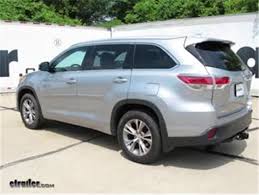 Factory hitch or go aftermarket page 3 toyota nation forum. Toyota Highlander With Hitch