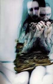 Sweet Dreams Are Made Of This Lyrics Marilyn Manson Marilyn Manson Marilyn Manson Marilyn Manson Tumblr Bandas De Rock