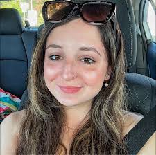 What 2 bed apartments are available in Three Rivers MA?