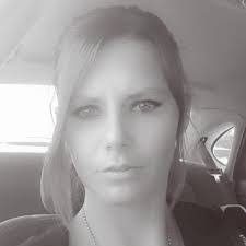 Amanda Johnston's Instagram, Twitter & Facebook