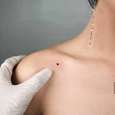 20 Image Small Heart Tattoo Ideas Tatuagem De Fechadura Tatuagens Tatuagens De Coracoeszinhos