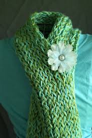 These are easy scarf knitting patterns and perfect for a beginner's first try. Easy Loom Scarf Diy
