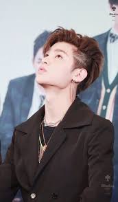 黄明昊justin huang minghao 190322 泰国曼谷巡演记者会 justin huang justin cute