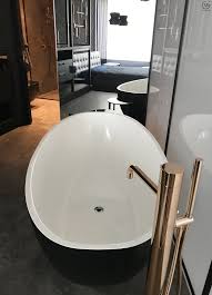 Buy glass bathroom shelfs and get the best deals at the lowest prices on ebay! 33 By Architecture Black Is Back Apartment In Kiev Floornature