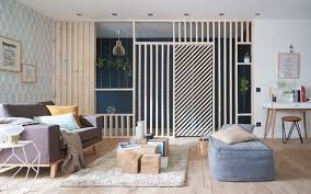 Idee Deco 12 Inspirations Avec Des Tasseaux Claustra Decoration Interieure Maison