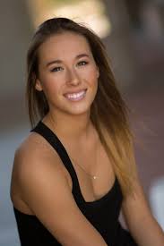 Jennifer Begin's Instagram, Twitter & Facebook