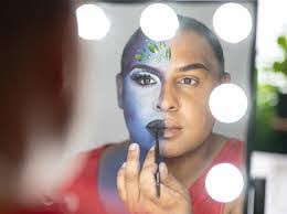 Leslie Kidwell's Instagram, Twitter & Facebook