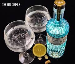 Hastings 1066 Gin Review By The Gin Couple On Instagram Today We Re Reviewing The Hastings 1066 Gin With A Sophisticated Blue Bot Blue Bottle Gin Bottle