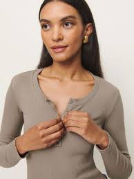 Reformation Hudson Henley In Sugar