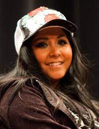 So where did nikki fit in this new gang? Snooki Wikipedia