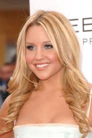 9 Lovely Looks We Miss From Amanda Bynes Amanda Bynes Amanda Celebrity Hairstyles