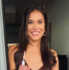 Cristy Delgado's Instagram, Twitter & Facebook