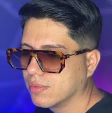 A graffiti writer stays a graffiti writer. No matter the time. No matter  the place @youngmarcepr