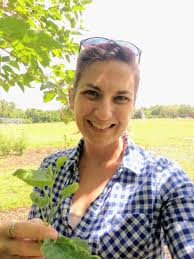 Volunteer Spotlight: Erin Alvarez » Wilmot Botanical Gardens » College of  Medicine » University of Florida