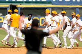 Get updated ncaa baseball di rankings from every source, including coaches and national polls. Tennessee Beats Florida 4 0 Advances To Sec Baseball Championship Rocky Top Talk