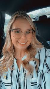 Maggie Herron's Instagram, Twitter & Facebook