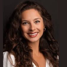 Hannah Langton's Instagram, Twitter & Facebook