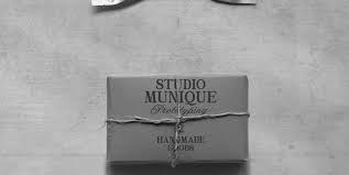 Munique.log4net.coresignalr provides a log4net appender which forwards log4net log events to a signalr hub, which is also provided as loghub. Studio Munique