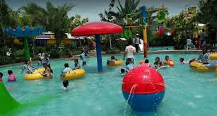 Waterboom bsi buka dari jam 7 pagi dan tutup pada jam 5 sore. 7 Wahana Air Kolam Renang Dan Harga Ticket Di Cikarang Sekitarnya Wisata Tempatku
