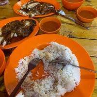 Nasi ayam itali kurma tarikan pizza hut di bulan ramadan. Nasi Ayam Baba Halal Restaurant In Batu Berendam