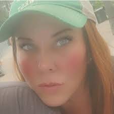 Beth Roche (@bethroche333)