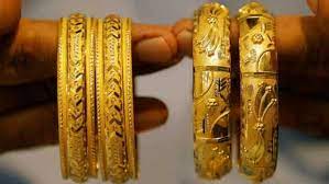 Gold rate in surat today (22nd aug 2021): Gold Prices Fall Check Out Rates In Hyderabad