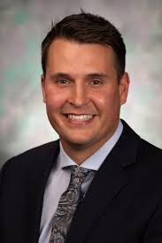 Jordan Dykstra's Instagram, Twitter & Facebook