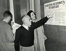 I due infatti fino ad ora non hanno mai recitato insieme e la vince il concorso della rai un volto per gli anni '80, ottenendo un ruolo brillante nel programma di rai uno musica d'estate ( 1984). Corrado Tedeschi Editore Wikipedia