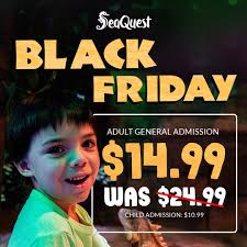 🌟 Meet Willow James, our sweet opossum at SeaQuest Las Vegas! Last week,  we had a check-up and weighed her in at a healthy 7 lbs 1 oz! 🎉 Opossums,  like Willow