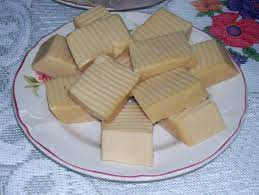 Kemudian tuang adunan cheese sedikit demi sedikit ke dalam adunan telur tadi, whisk hingga rata dan tidak berketul. Resepi Puding Cheese Yang Best Klik Disini