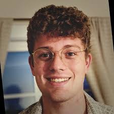 Henry Hogue's Instagram, Twitter & Facebook