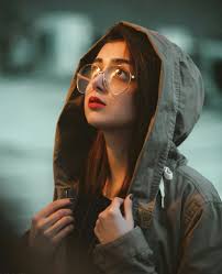 Pin By Gozde Aydin On All Types Of Girls Dpzzzz Girl Photography Photography Poses Women Stylish Girl Pic