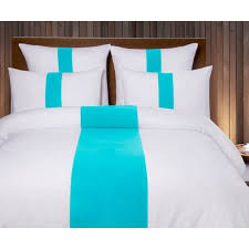 La housse de couette exceptionnelle en poussière de brique a des papillons et différentes fleurs en blanc et bordeaux, des brindilles avec des housse de couette en satin avec une impression réaliste d'un port plein confortable avec des voiliers. Housse De Couette Deco Satin De Coton Turquoise Et Blanc 2 Taies 65x65 260x240 Achat Vente Housse De Couette Et Taies Cdiscount