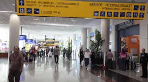 Articulos Que El Viajero Puede Ingresar Al Pais Sin Pagar Impuestos El Comercio Es un bus privado, que lo tomas al salir del aeropuerto. sin pagar impuestos