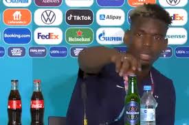 Cr7 snobba lo sponsor e caccia le bottiglie di coca cola video. 0t0pvlpvqthgvm
