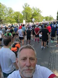 Na 1 jaar Tiofarma weer in Zweden, nu aan de start van marathon van Zweden 