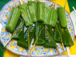Anda bisa menjadikannya minuman teh atau mengolahnya menjadi sayur yang bisa dinikmati oleh keluarga. Cara Mengolah Daun Kelor Untuk Kanker Minum Selagi Hangat 2 Kali Sehari Ketika Bangun Dan Review Lagu Terbaru Bunga Citra Lestari