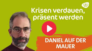 Daniel Auf der Mauer beim Online-Summit 2022