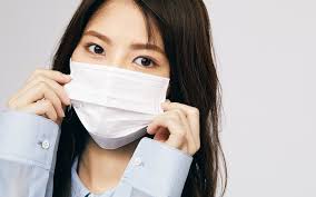 若月佑美が実践 マスクメイク 盛りすぎng 優しげ目元に見せるコツ oggi jp マスクメイク マスク ブラウンマスカラ