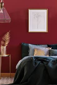 Wandfarben In Bordeaux Weinrot Von Www Kolorat De Kolorat Wandfarben Rot Bordeaux Weinrot Streichen Schlafz Rotes Schlafzimmer Wandfarbe Rot Wandfarbe