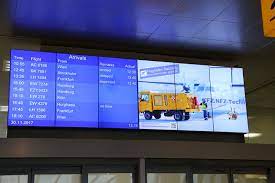 Finde verbindungen mit bahn, bus und flug zu über 100.000 zielen. Salzburg Airport