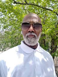 Raphael Grant (@RaphaelGrant8)