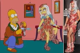 Designed by franc fernandez and styled by nicola formichetti, the dress was condemned by animal rights groups, and named by time magazine as the top fashion statement of 2010. Lady Gaga Bei Den Simpsons Ihr Fleischkleid Wird Verewigt